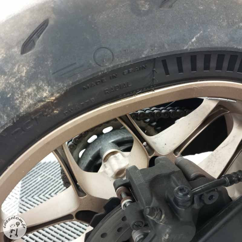 YAMAHA YZFR1 998 2016 accidentée - La Casse de l Oncle Tom
