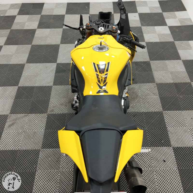 YAMAHA YZFR1 998 2016 accidentée - La Casse de l Oncle Tom