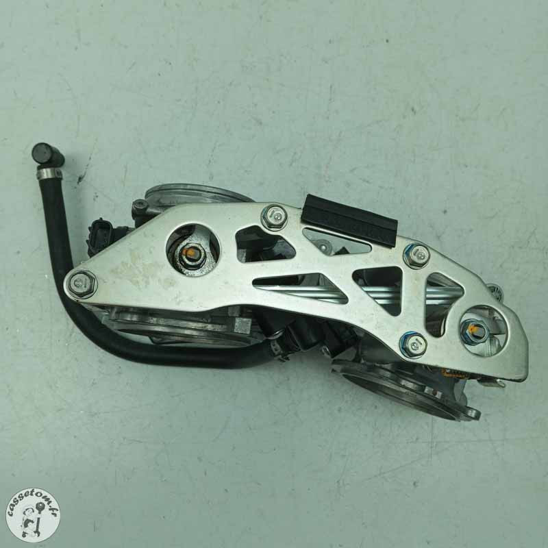 Rampe d'injection Ktm 1290 super duck gt 2017 - Cassetom - Nos pieces motos