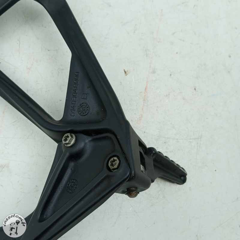 Platine avec repose pied arrière gauche  Ktm 1290 super duck gt 2017 - Cassetom - Nos pieces motos