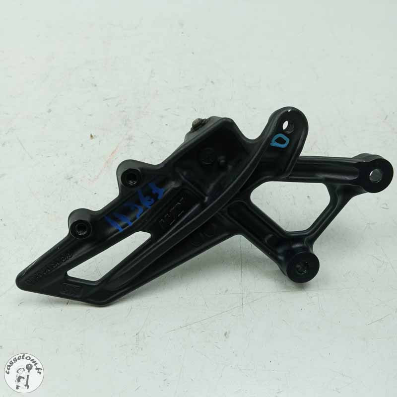 Platine avec repose pied avant droit  Ktm 1290 super duck gt 2017 - Cassetom - Nos pieces motos