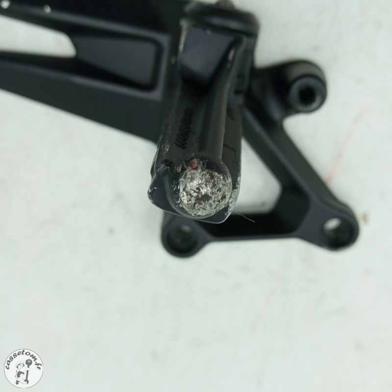 Platine avec repose pied avant gauche  Ktm 1290 super duck gt 2017 - Cassetom - Nos pieces motos