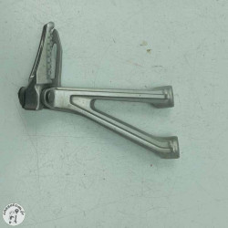 Platine  + repose pied arrière droit Honda 650 cbr ra 2022 - Cassetom - Nos pieces motos