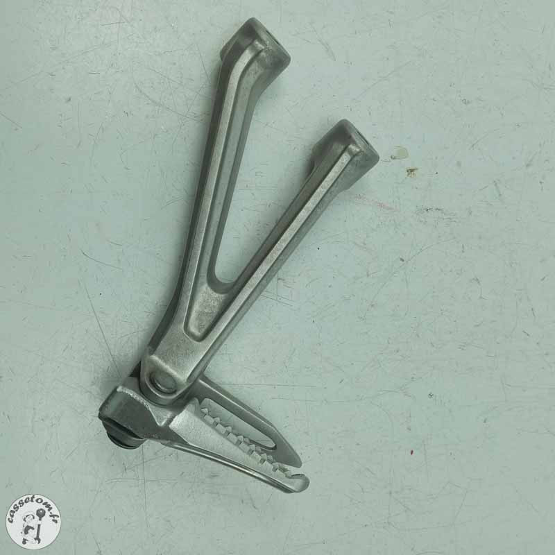 Platine + repose pied arrière gauche Honda 650 cbr ra 2022 - Cassetom - Nos pieces motos