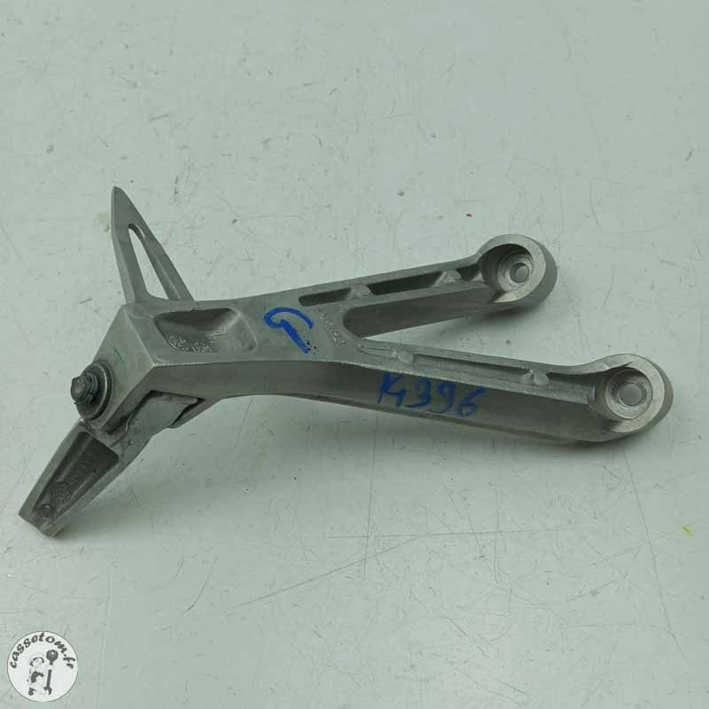 Platine + repose pied arrière gauche Honda 650 cbr ra 2022 - Cassetom - Nos pieces motos