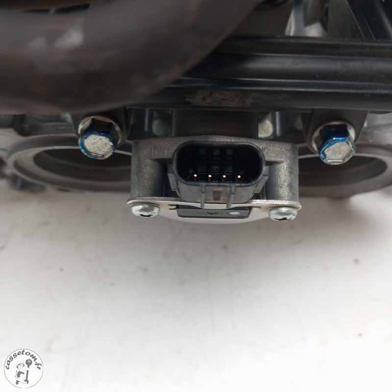 Rampe d'injection  Honda 650 cbr ra 2022 - Cassetom - Nos pieces motos