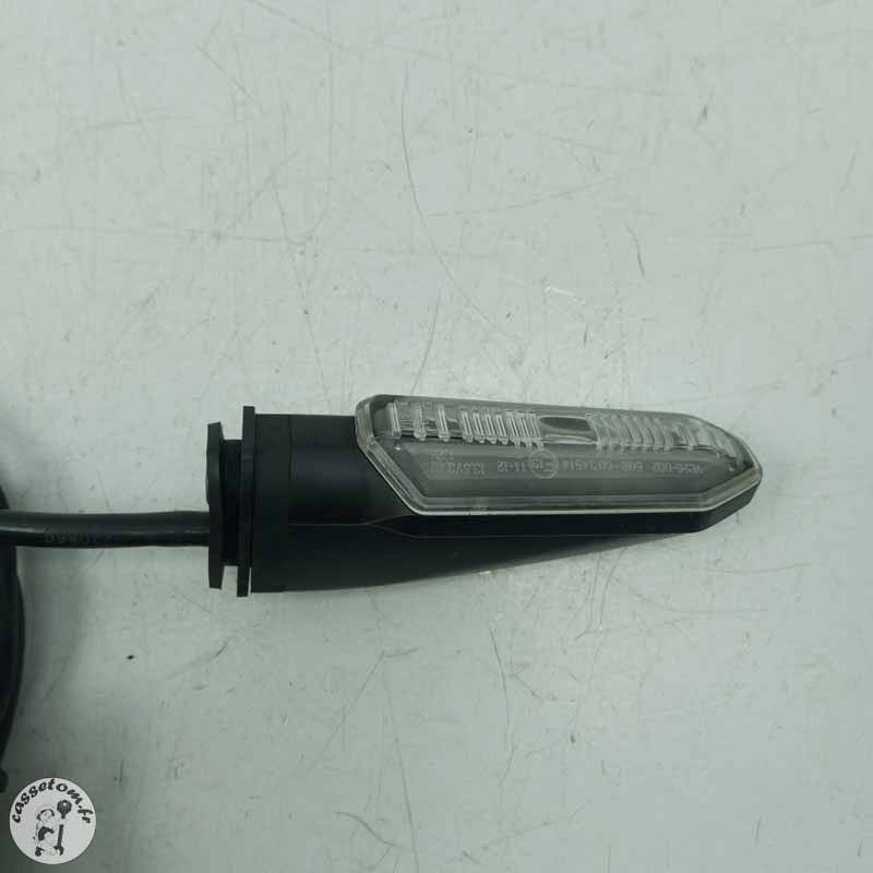 Paire de clignotant arrière  Honda 650 cbr ra 2022 - Cassetom - Nos pieces motos