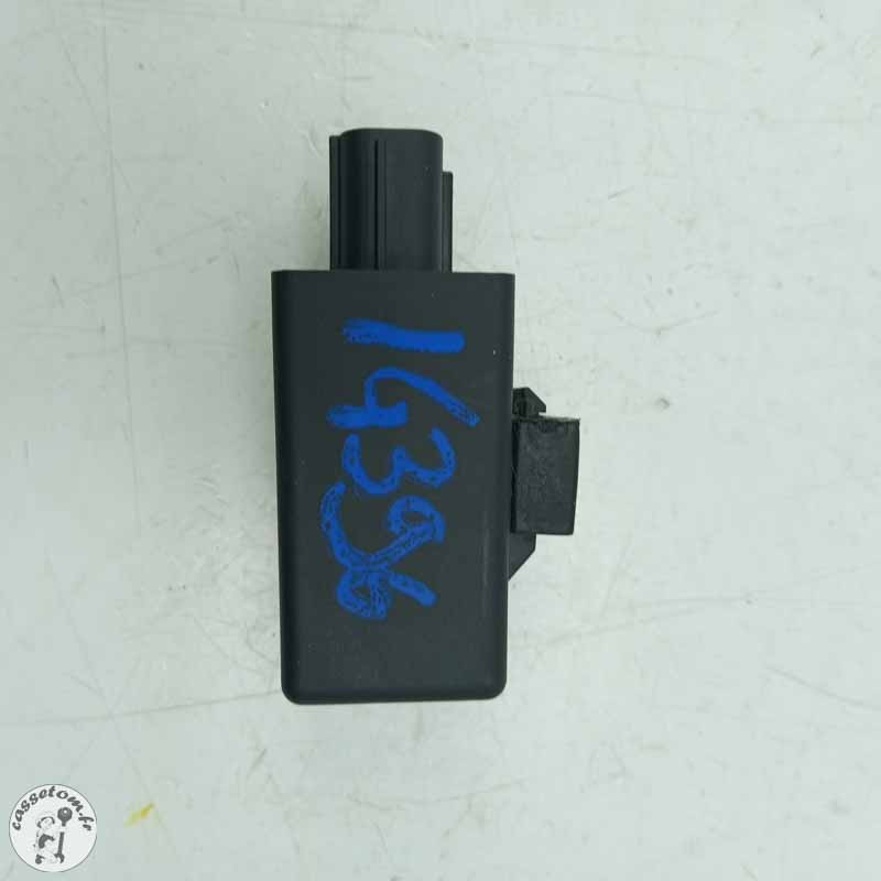 Centrale clignotants  Honda 650 cbr ra 2022 - Cassetom - Nos pieces motos