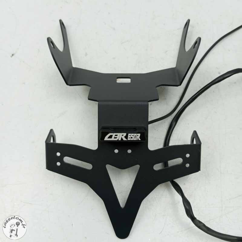 Support de plaque ( non d'origine )  Honda 650 cbr ra 2022 - Cassetom - Nos pieces motos