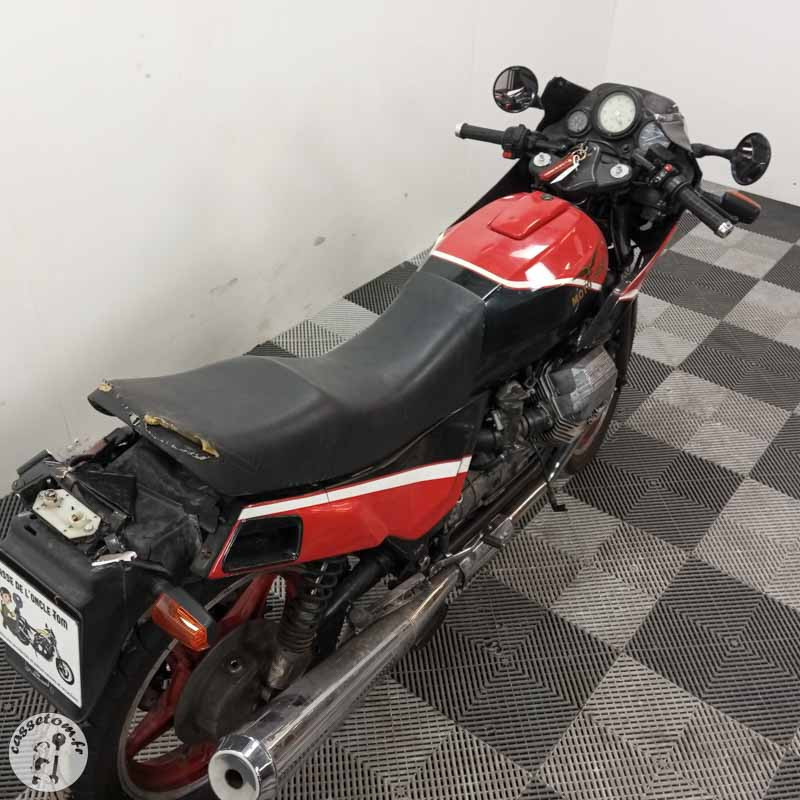 GUZZI 1000MANS 948 1990 accidentée - La Casse de l Oncle Tom