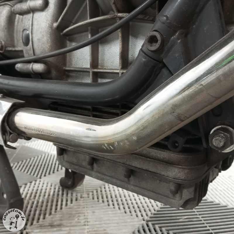 GUZZI 1000MANS 948 1990 accidentée - La Casse de l Oncle Tom
