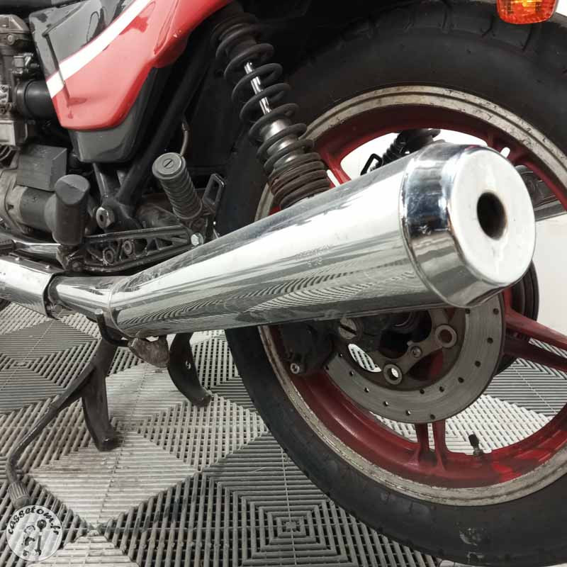 GUZZI 1000MANS 948 1990 accidentée - La Casse de l Oncle Tom