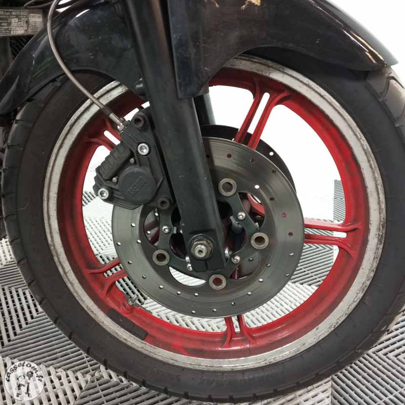 GUZZI 1000MANS 948 1990 accidentée - La Casse de l Oncle Tom