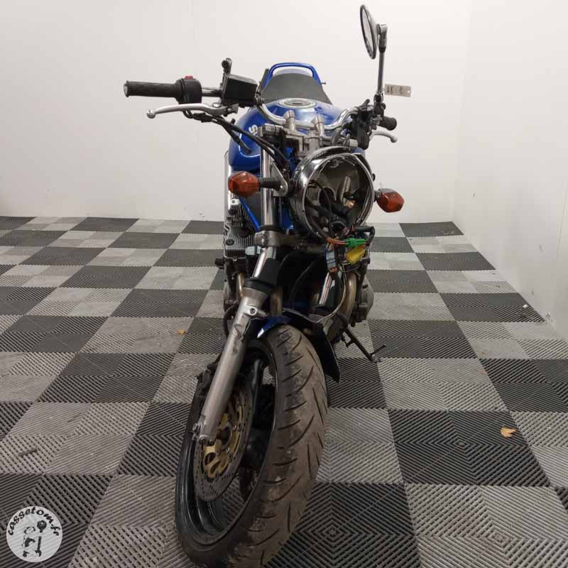 SUZUKI GSF650 600 2002 accidentée - La Casse de l Oncle Tom