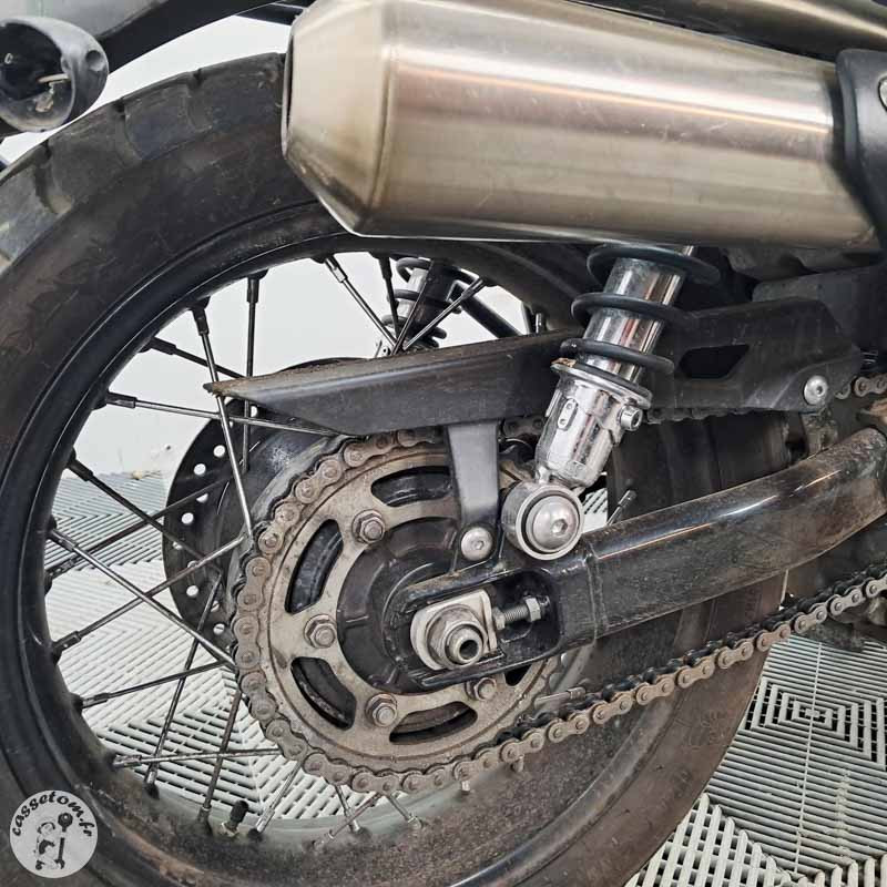 TRIUMPH STREETSCR 900 2020 accidentée - La Casse de l Oncle Tom