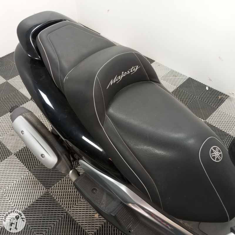 YAMAHA YP125 124 2005 accidente - La Casse de l Oncle Tom