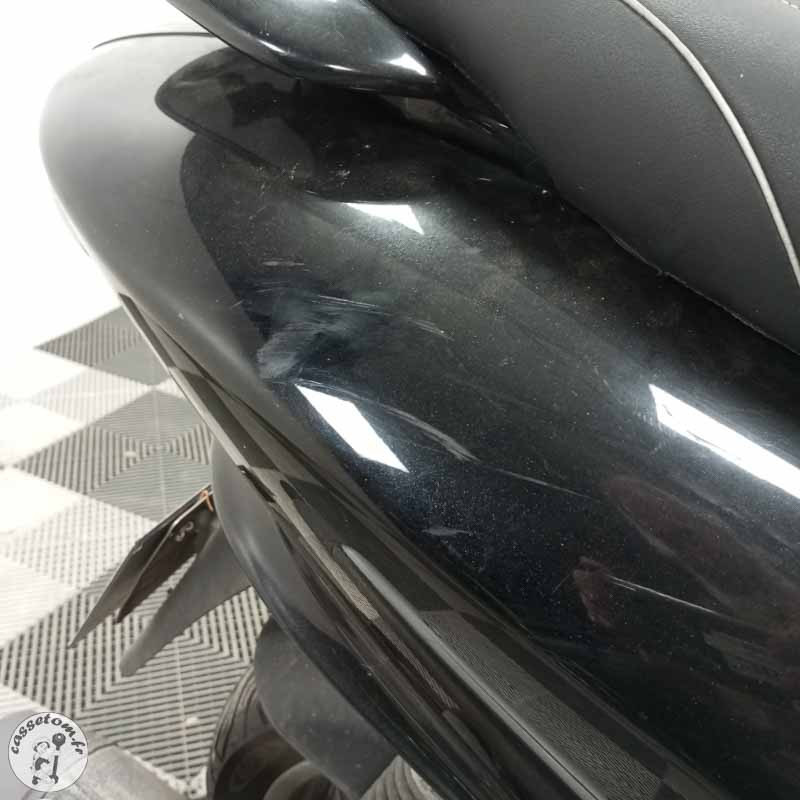 YAMAHA YP125 124 2005 accidente - La Casse de l Oncle Tom