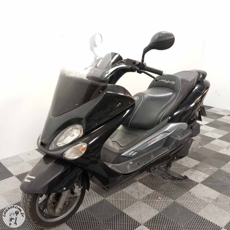 YAMAHA YP125 124 2005 accidente - La Casse de l Oncle Tom