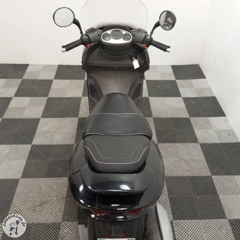YAMAHA YP125 124 2005 accidente - La Casse de l Oncle Tom