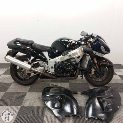 SUZUKI GSX1300R HAYABUSA 1300 2005 accidentée - La Casse de l Oncle To