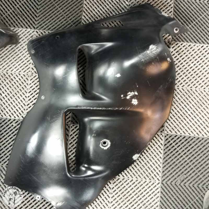 SUZUKI GSX1300R HAYABUSA 1300 2005 accidentée - La Casse de l Oncle To