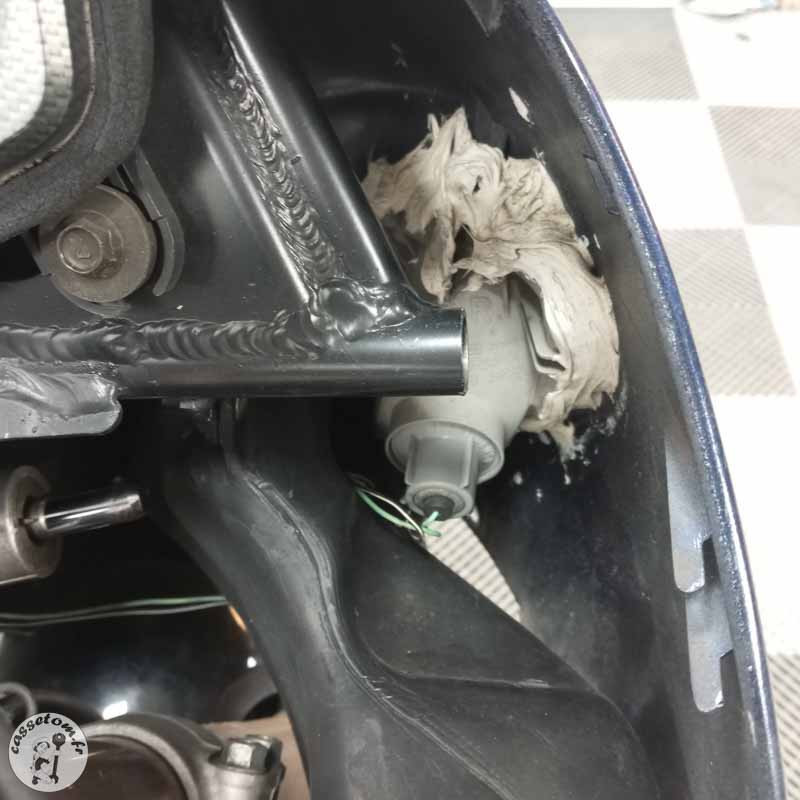 SUZUKI GSX1300R HAYABUSA 1300 2005 accidentée - La Casse de l Oncle To