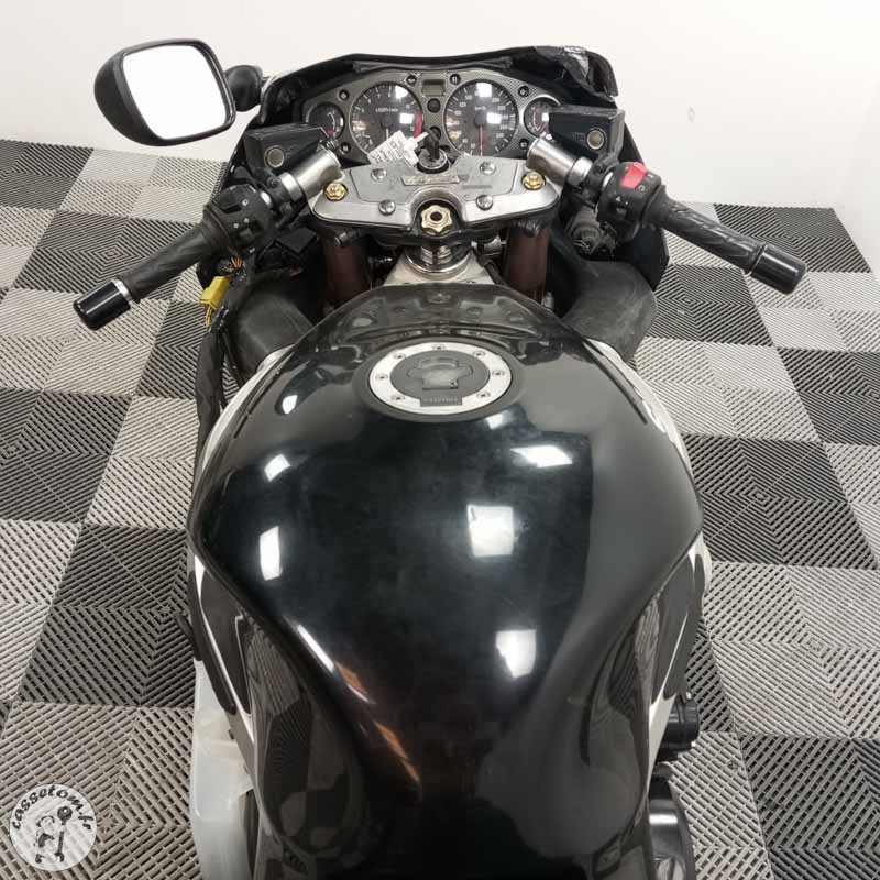 SUZUKI GSX1300R HAYABUSA 1300 2005 accidentée - La Casse de l Oncle To