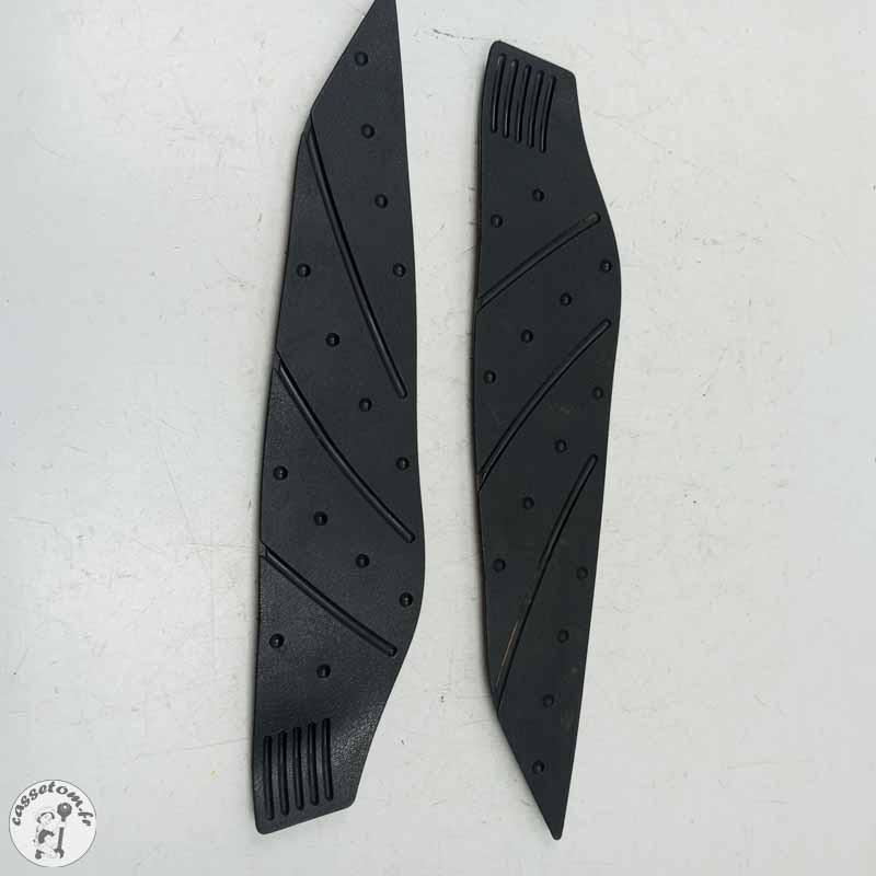 Tapis de reposes pieds  Yamaha 125 x max 2008 - Cassetom - Nos pieces motos