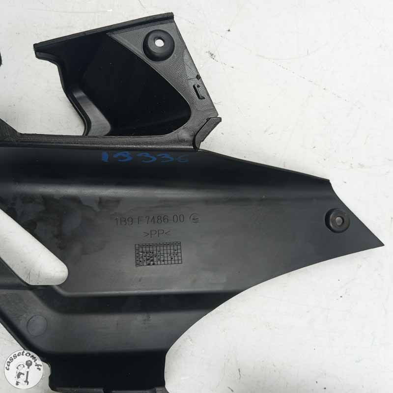 Caches sous reposes pieds droit et gauche  Yamaha 125 x max 2008 - Cassetom - Nos pieces motos