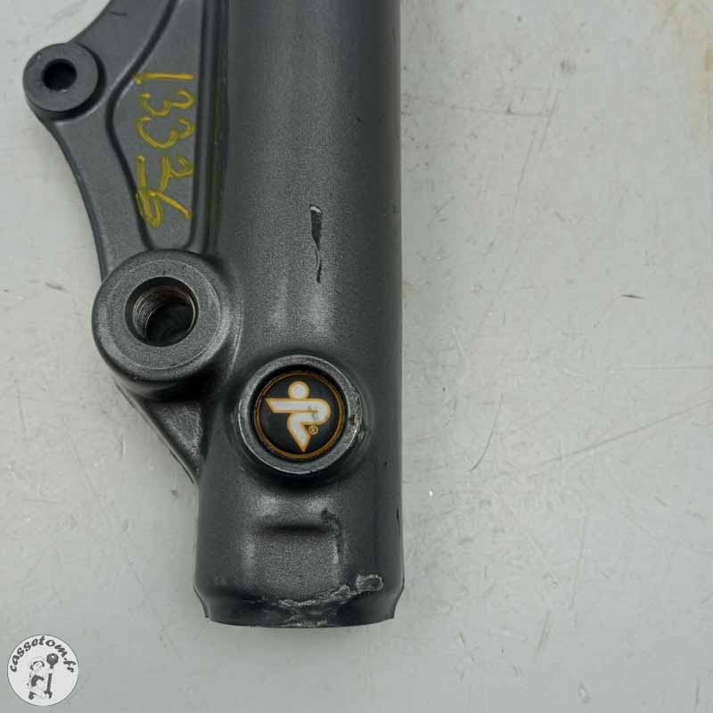 Bras de fourche droit  Yamaha 125 x max 2008 - Cassetom - Nos pieces motos