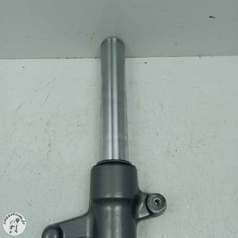 Bras de fourche droit  Yamaha 125 x max 2008 - Cassetom - Nos pieces motos