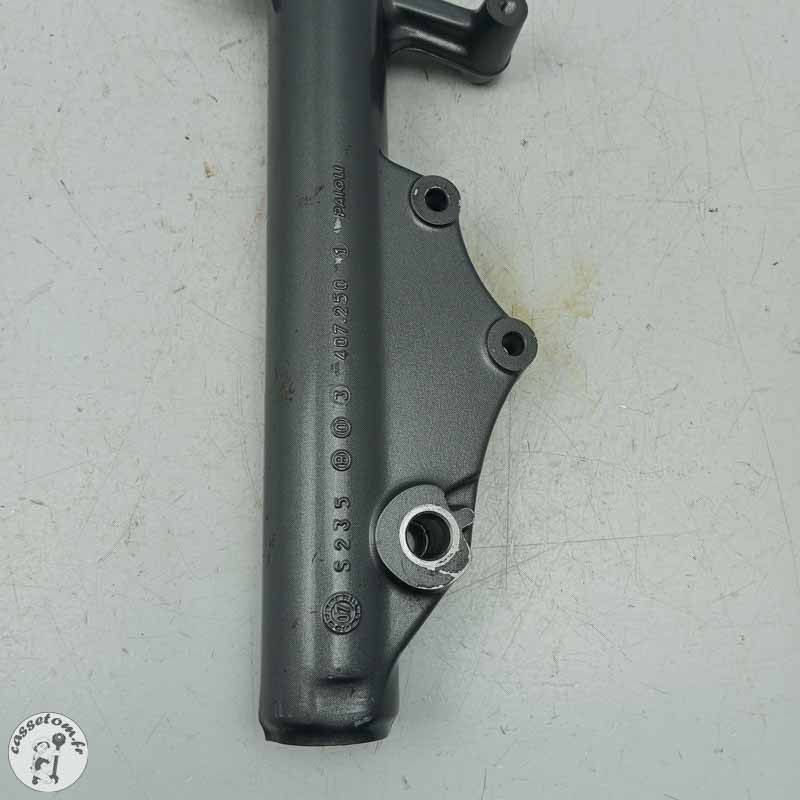 Bras de fourche droit  Yamaha 125 x max 2008 - Cassetom - Nos pieces motos