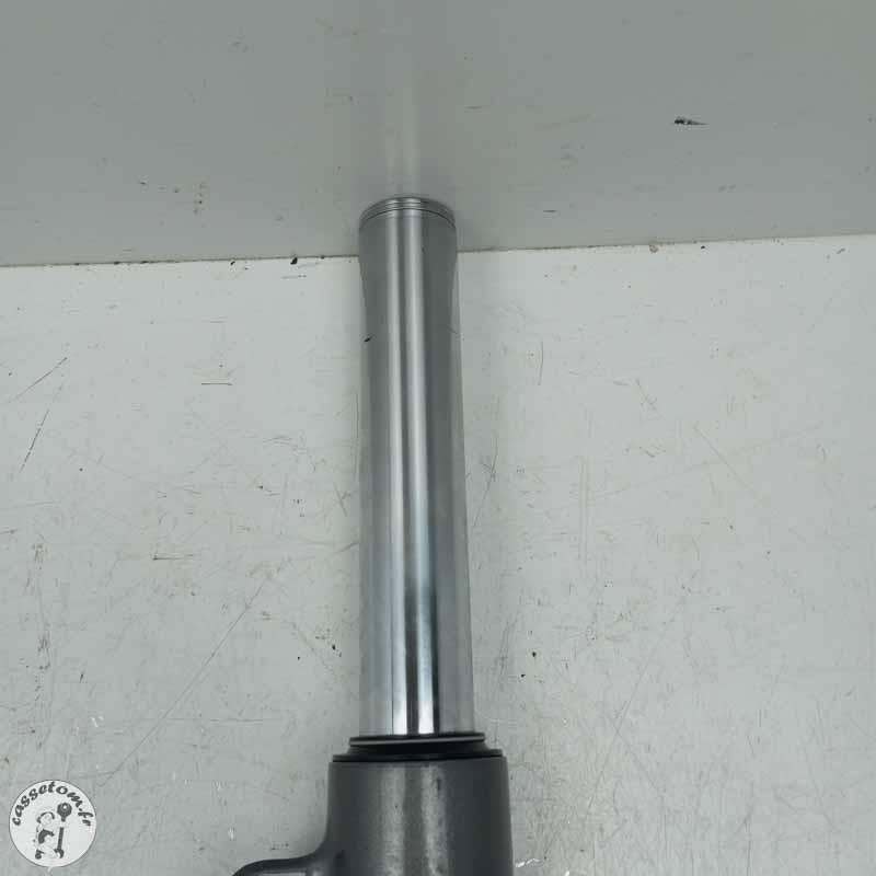 Bras de fourche droit  Yamaha 125 x max 2008 - Cassetom - Nos pieces motos