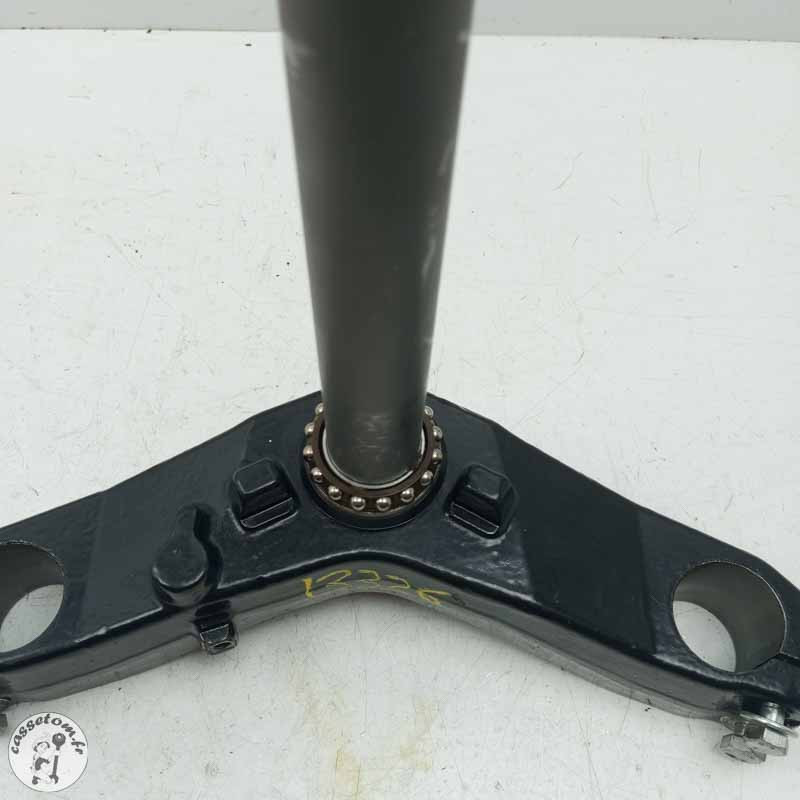 Té de fourche inférieur  Yamaha 125 x max 2008 - Cassetom - Nos pieces motos