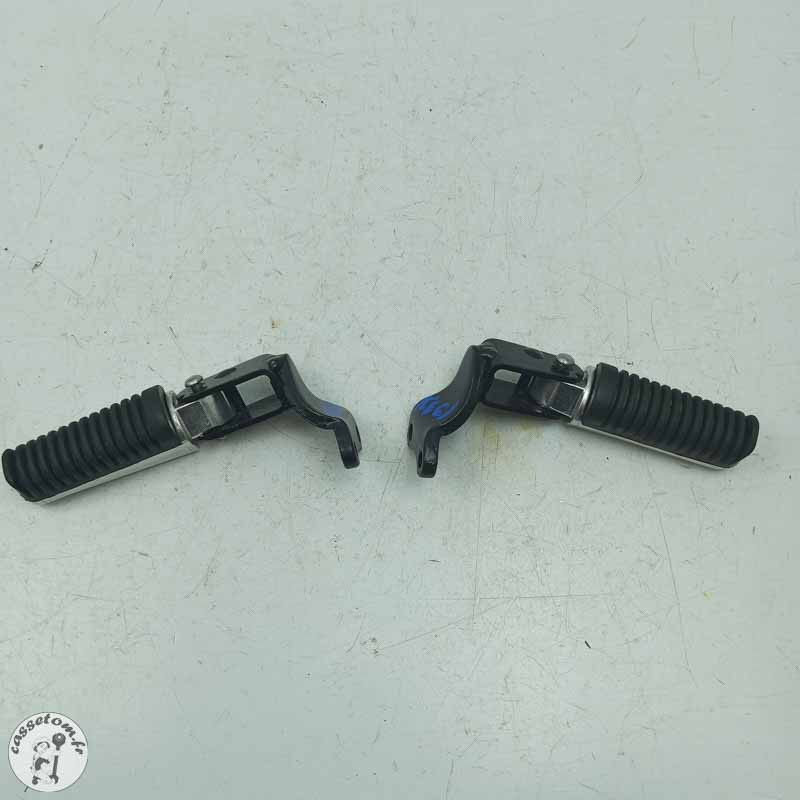 Platines avec reposes pieds arrière  Yamaha 125 x max 2008 - Cassetom - Nos pieces motos