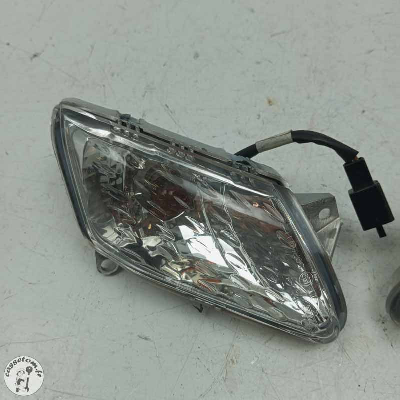 Clignotants avant  Yamaha 125 x max 2008 - Cassetom - Nos pieces motos