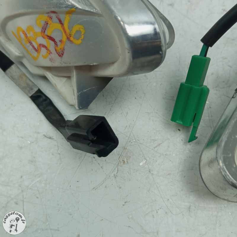 Clignotants avant  Yamaha 125 x max 2008 - Cassetom - Nos pieces motos