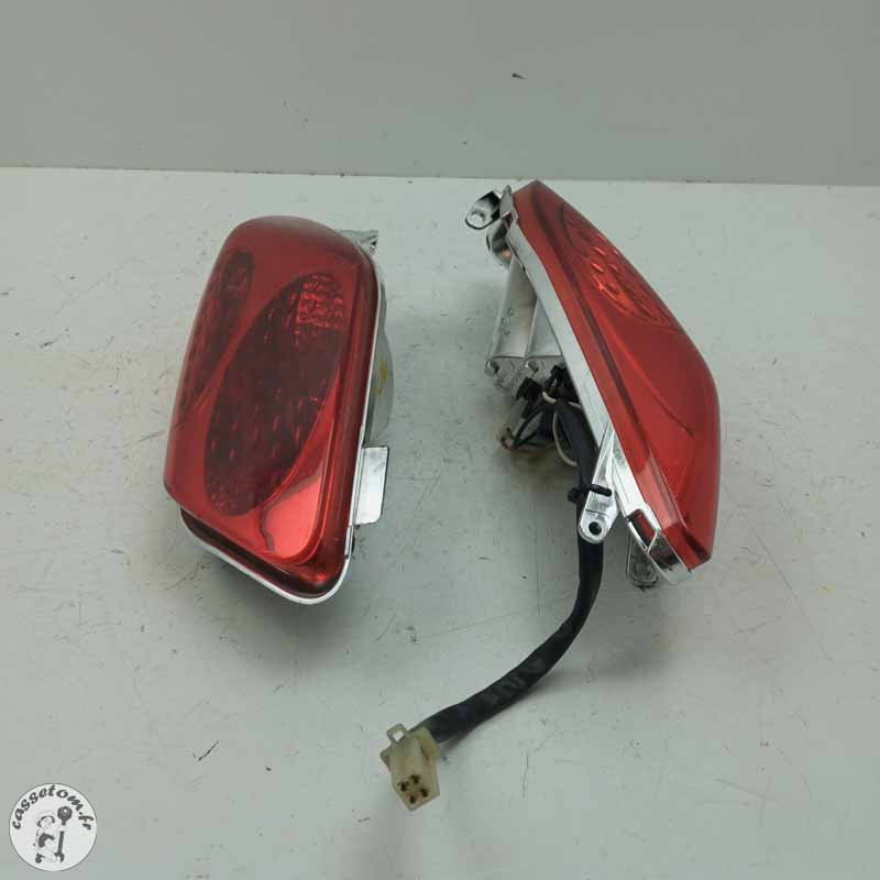 Feux arrière Yamaha 125 x max 2008 - Cassetom - Nos pieces motos