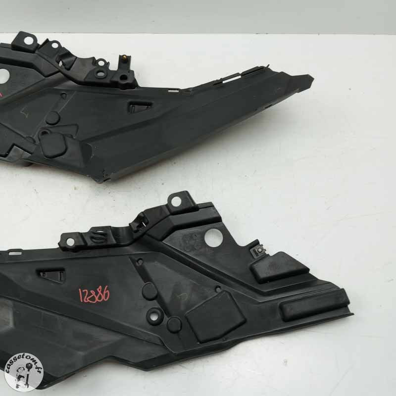 Supports carénages sous selle  Honda 750 x-adv 2020 - Cassetom - Nos pieces motos