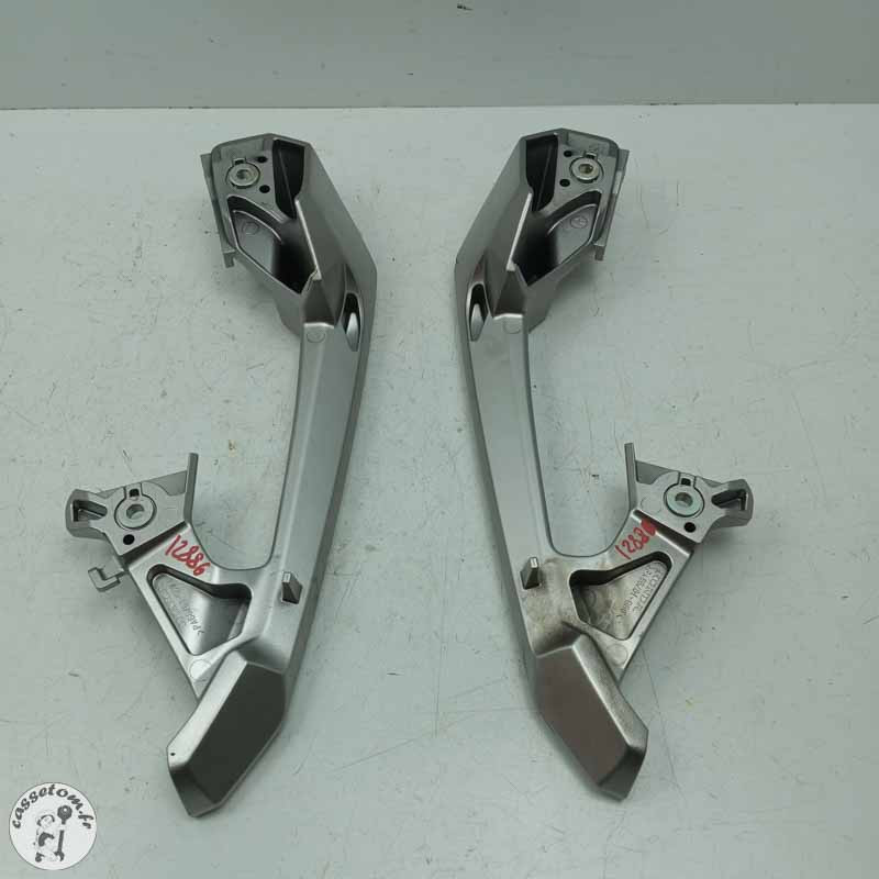 Poignées passager Honda 750 x-adv 2020 - Cassetom - Nos pieces motos