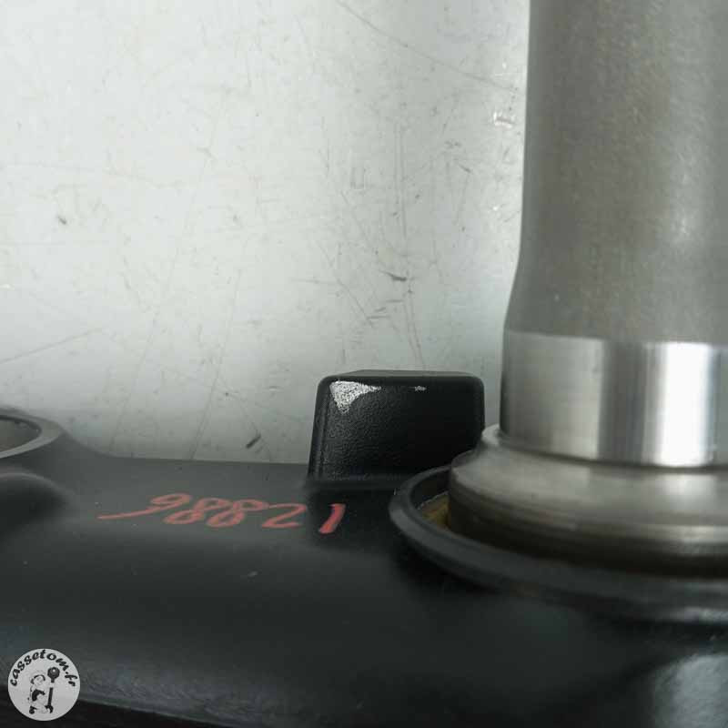 Té de fourche inférieur  Honda 750 x-adv 2020 - Cassetom - Nos pieces motos
