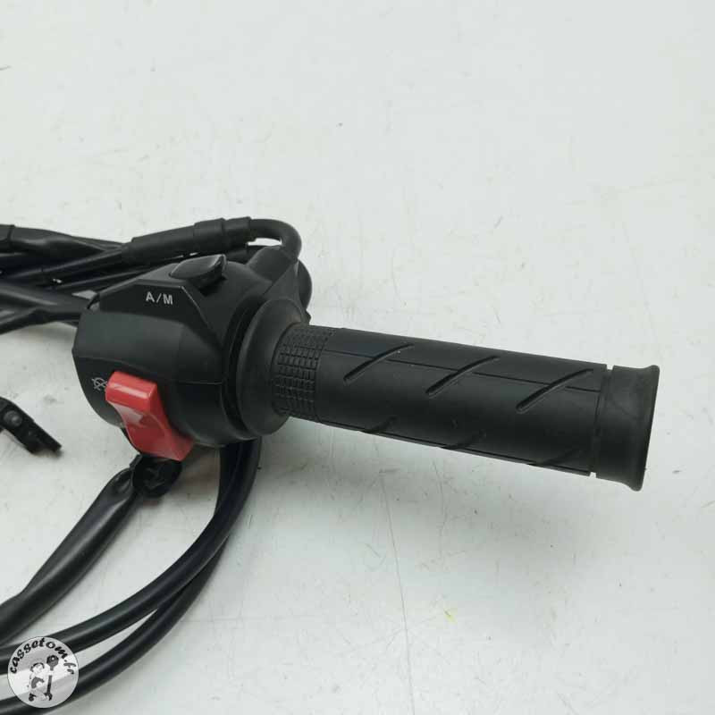 Commodo avec poignée de gaz droit Honda 750 x-adv 2020 - Cassetom - Nos pieces motos