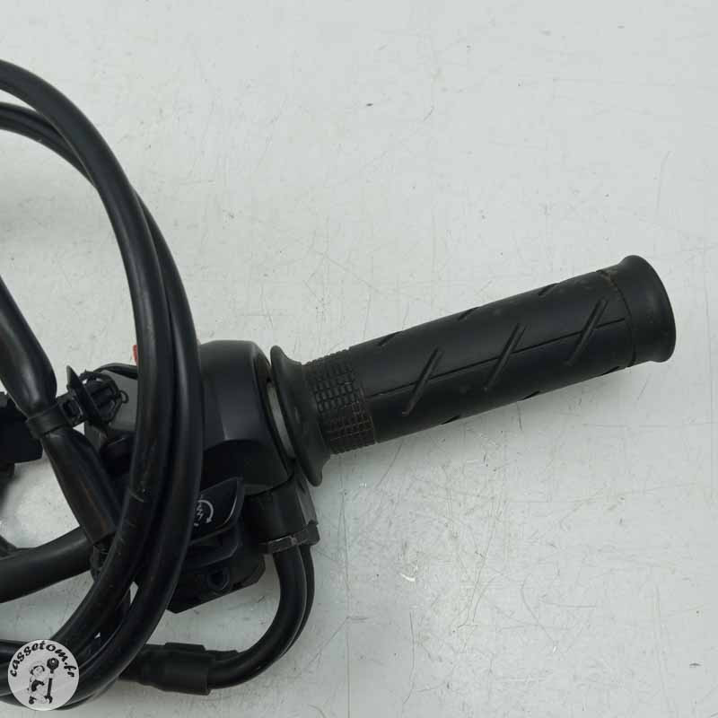 Commodo avec poignée de gaz droit Honda 750 x-adv 2020 - Cassetom - Nos pieces motos