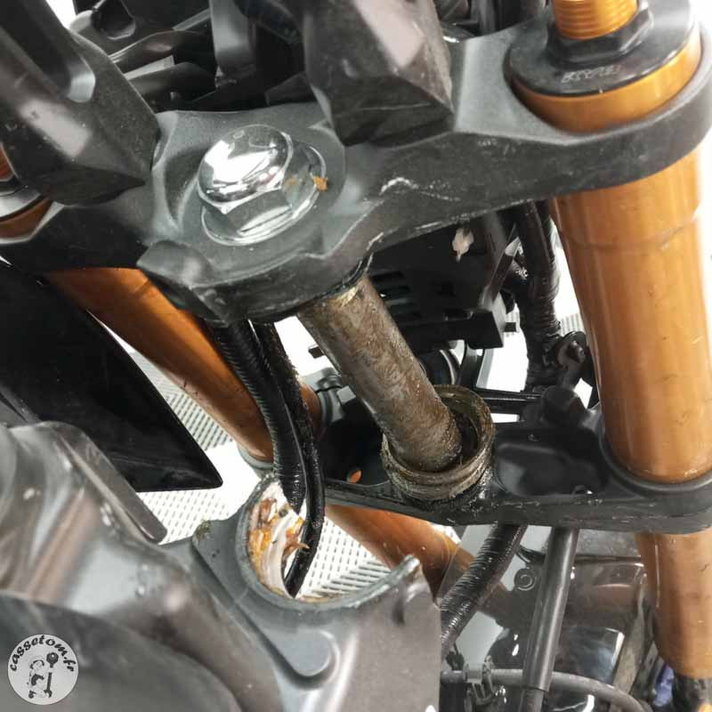 YAMAHA MT-09 890 2021 accidentee - La Casse de l Oncle Tom
