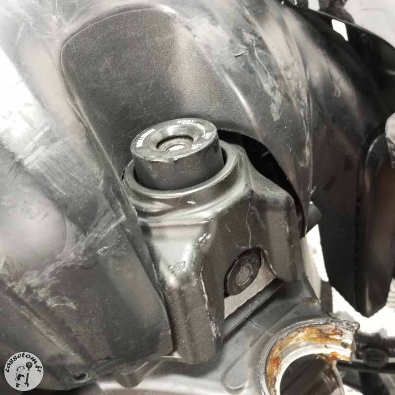 YAMAHA MT-09 890 2021 accidentee - La Casse de l Oncle Tom