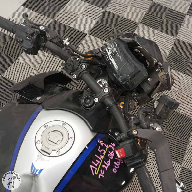 YAMAHA MT-09 890 2021 accidentee - La Casse de l Oncle Tom