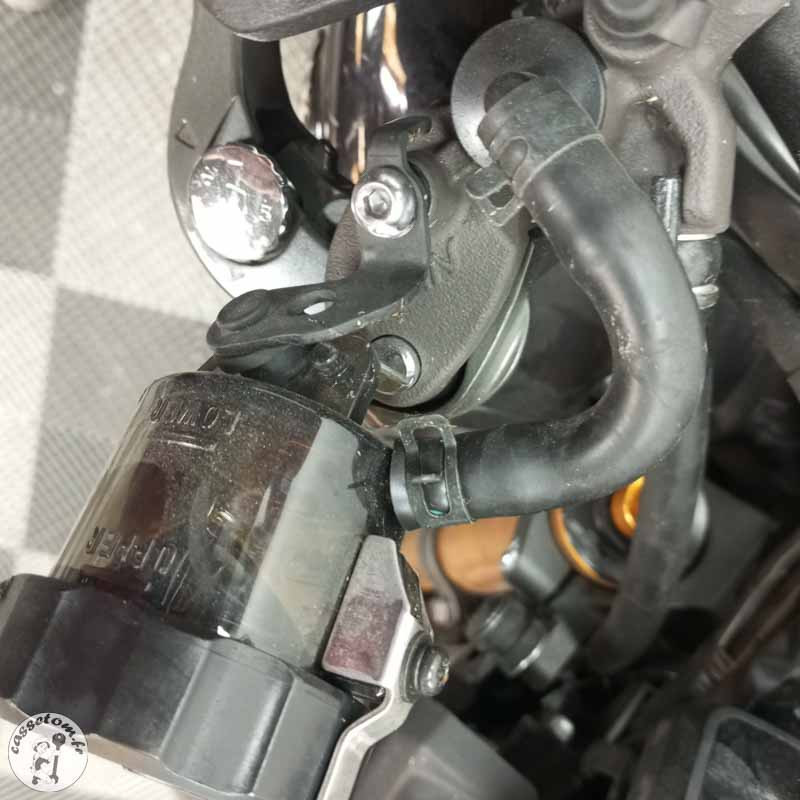 YAMAHA MT-09 890 2021 accidentee - La Casse de l Oncle Tom