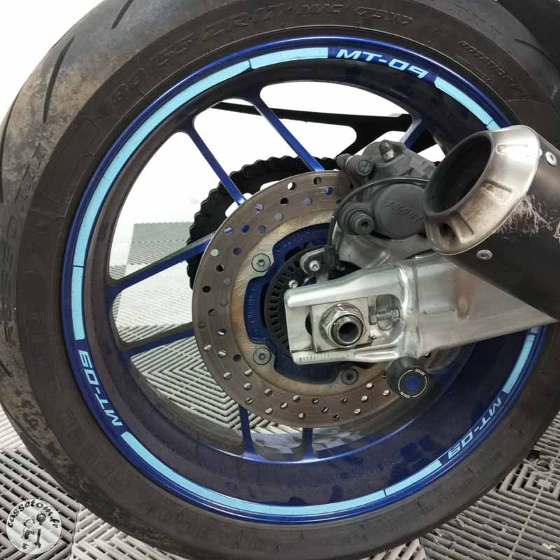 YAMAHA MT-09 890 2021 accidentee - La Casse de l Oncle Tom