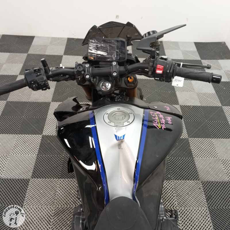 YAMAHA MT-09 890 2021 accidentee - La Casse de l Oncle Tom