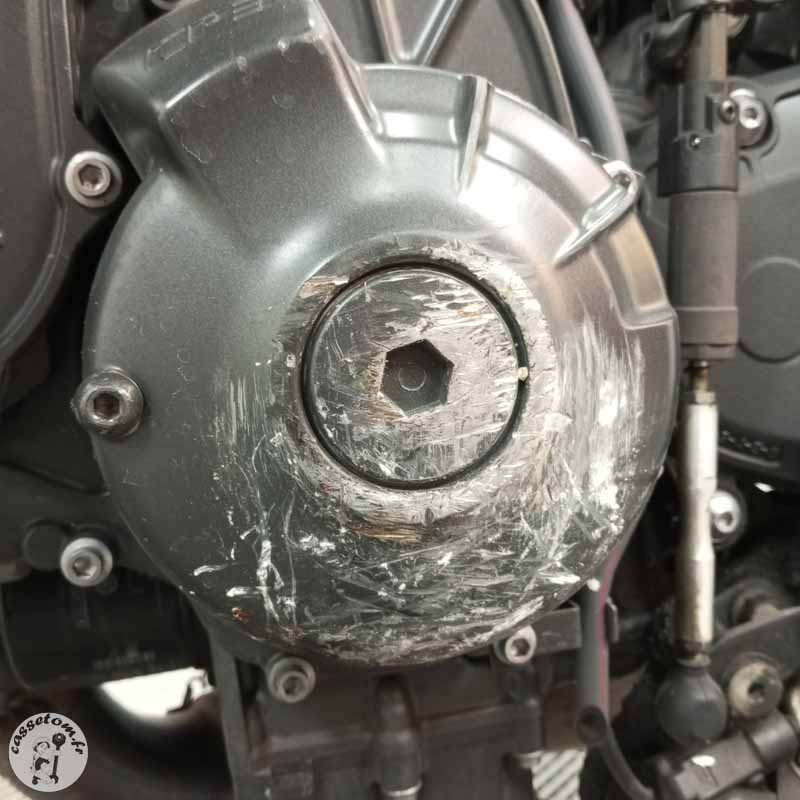 YAMAHA MT-09 890 2021 accidentee - La Casse de l Oncle Tom